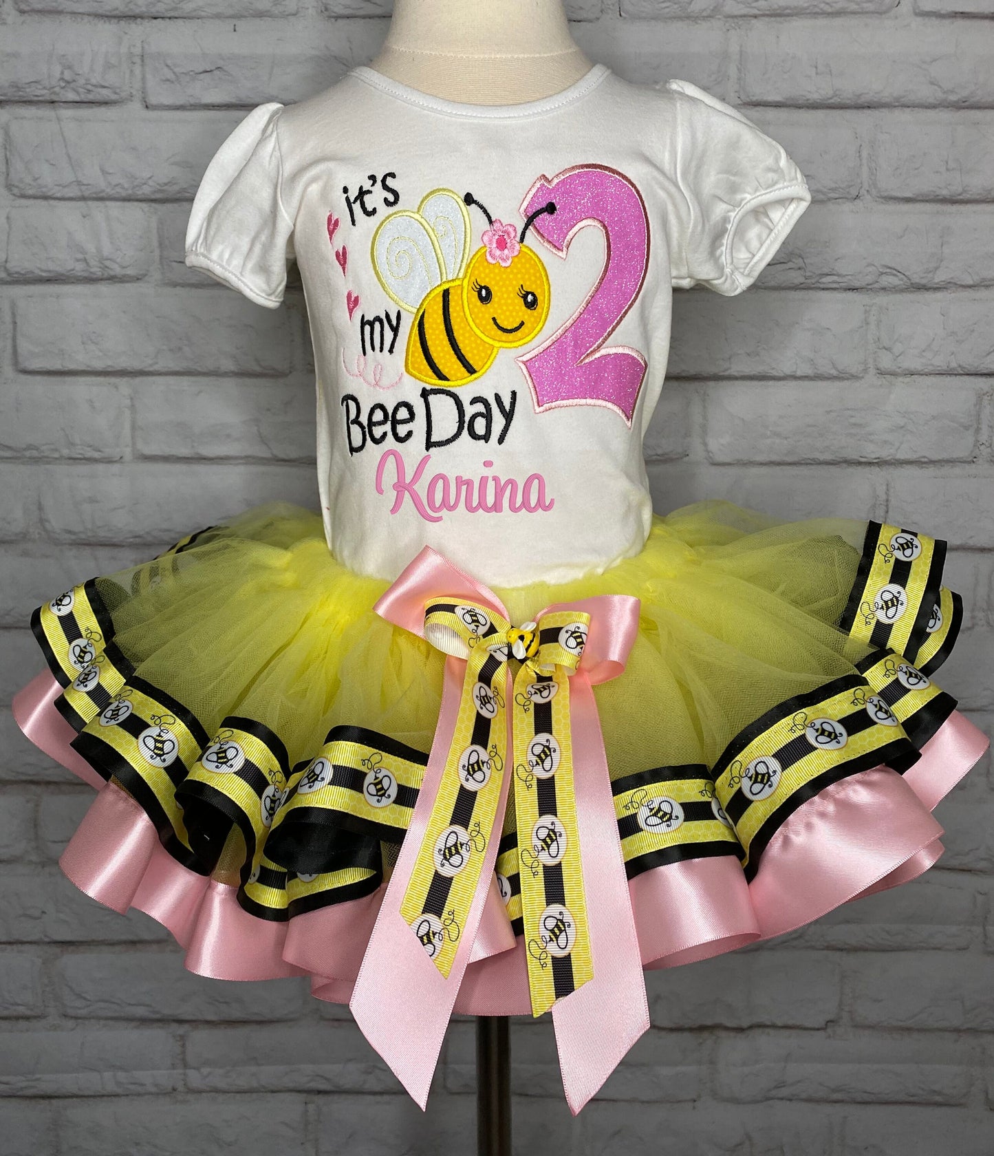 Its My Bee Day Tutu Set, Bee Birthday Tutu Set, 2nd Birthday Bee Shirt Hairbow Tutu, Birthday Party Dress Skirt Shirt, ANY AGE